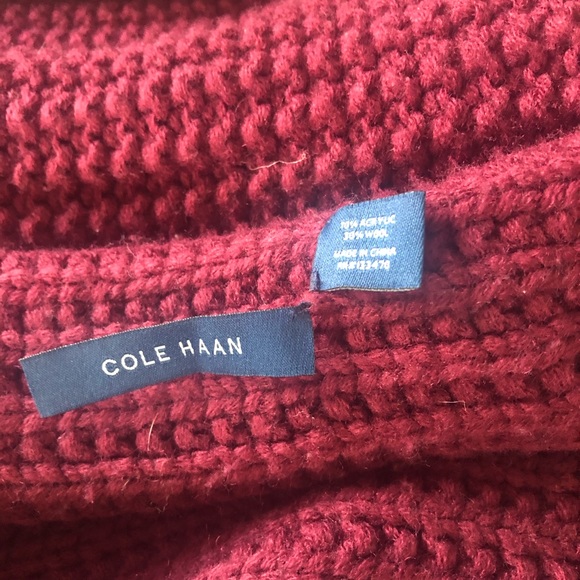 Cole Hann Scarf - Picture 2 of 3
